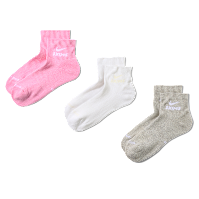 NikeSKIMS Women's Dri-FIT Quarter Socks (3 Pairs). Nike.com